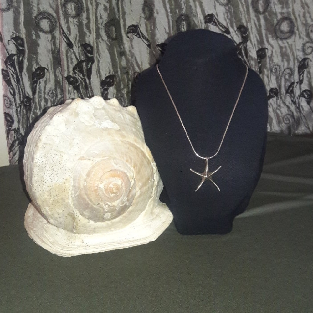 Sterling silver starfish necklace